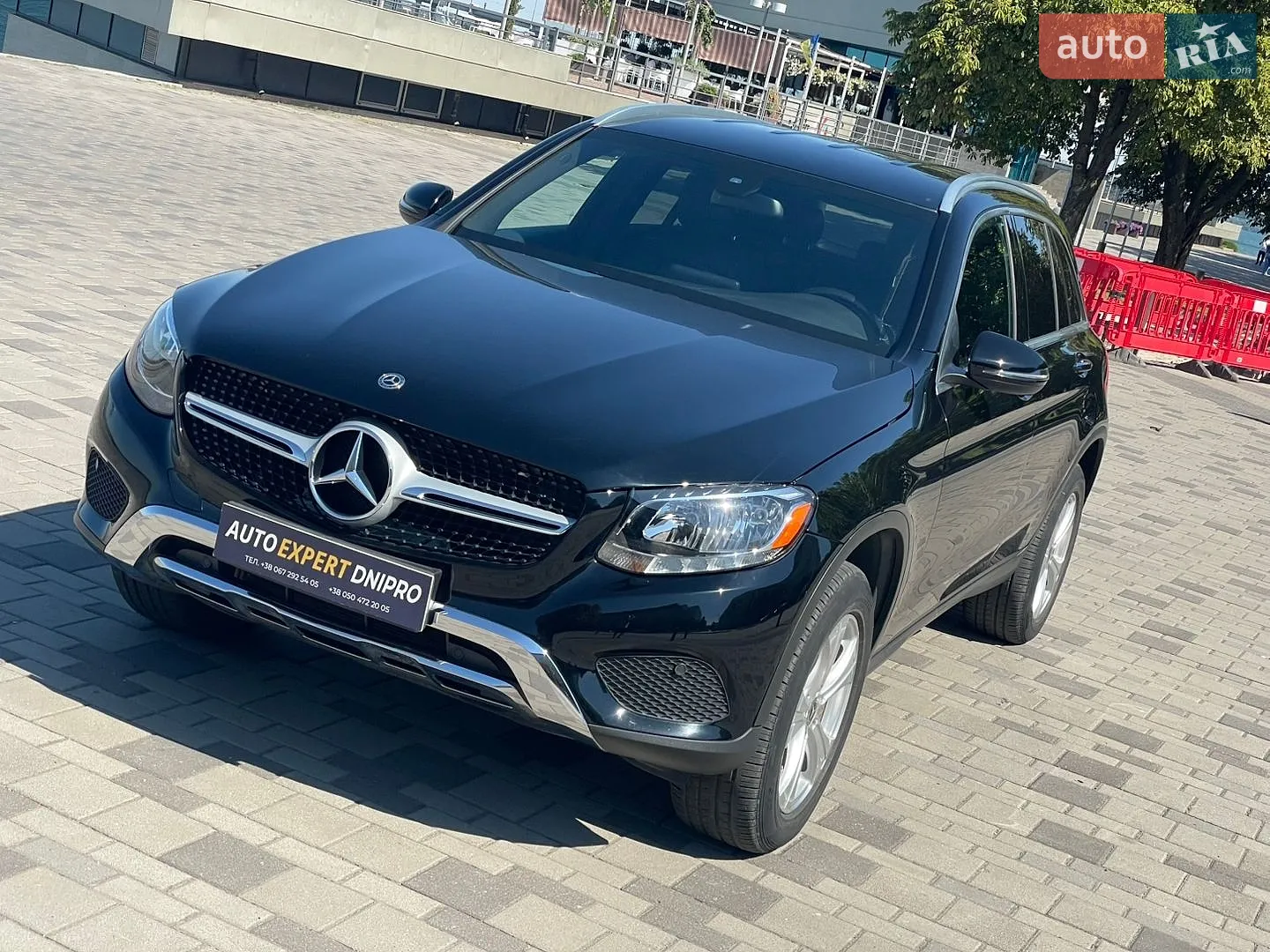 2017 Mercedes-Benz GLC - мініатюра 4