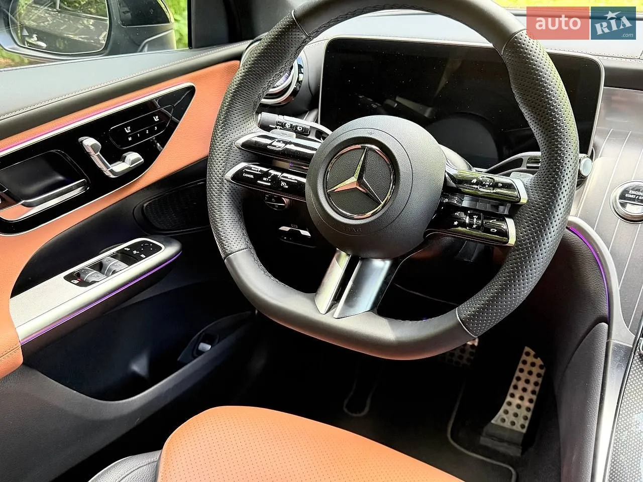 2025 Mercedes-Benz GLC - мініатюра 47