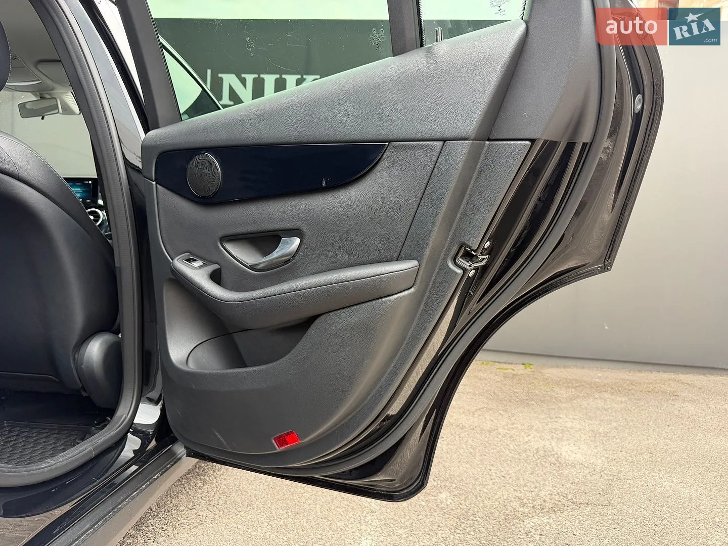 2019 Mercedes-Benz GLC - мініатюра 30
