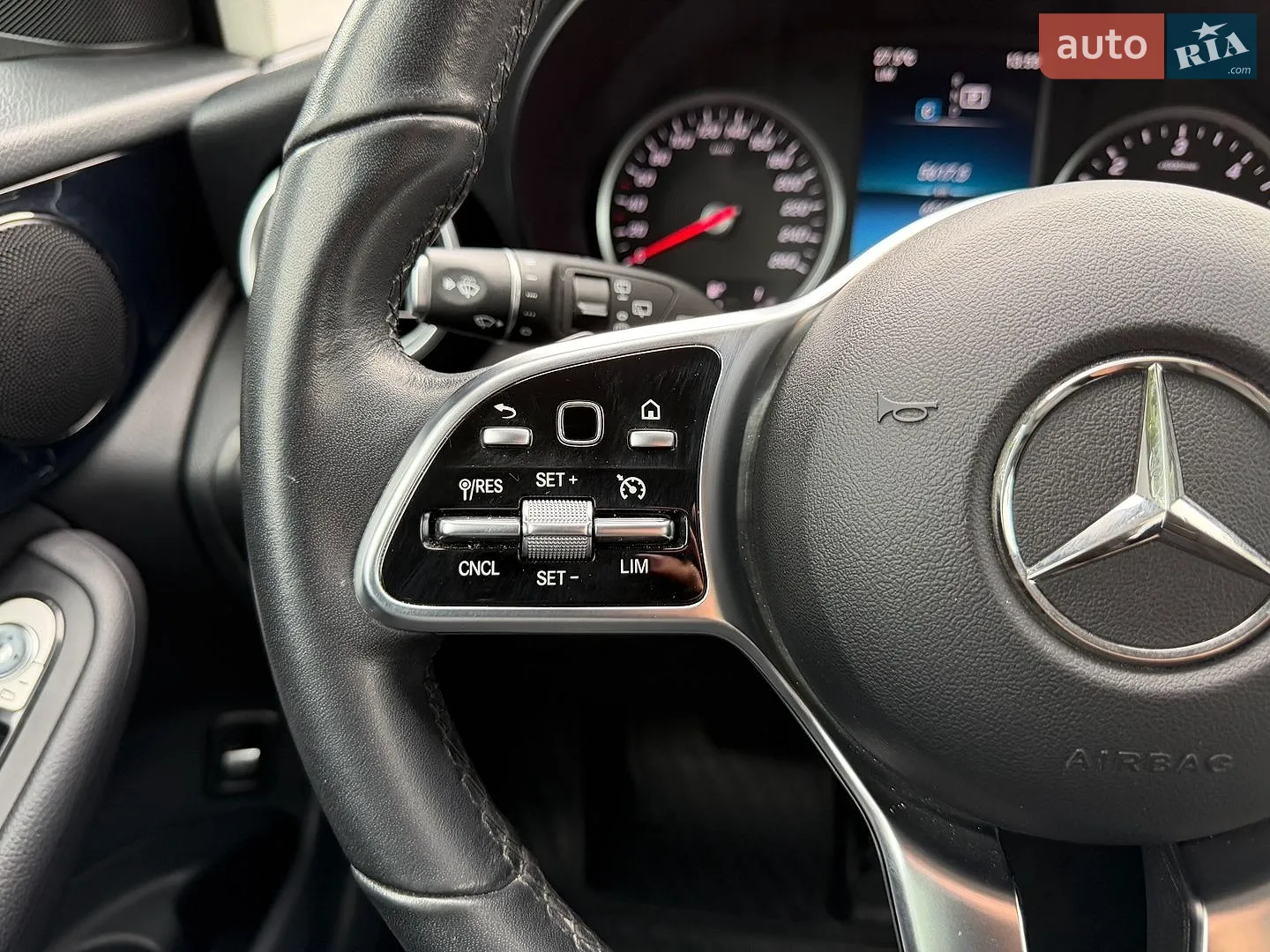 2019 Mercedes-Benz GLC - мініатюра 15