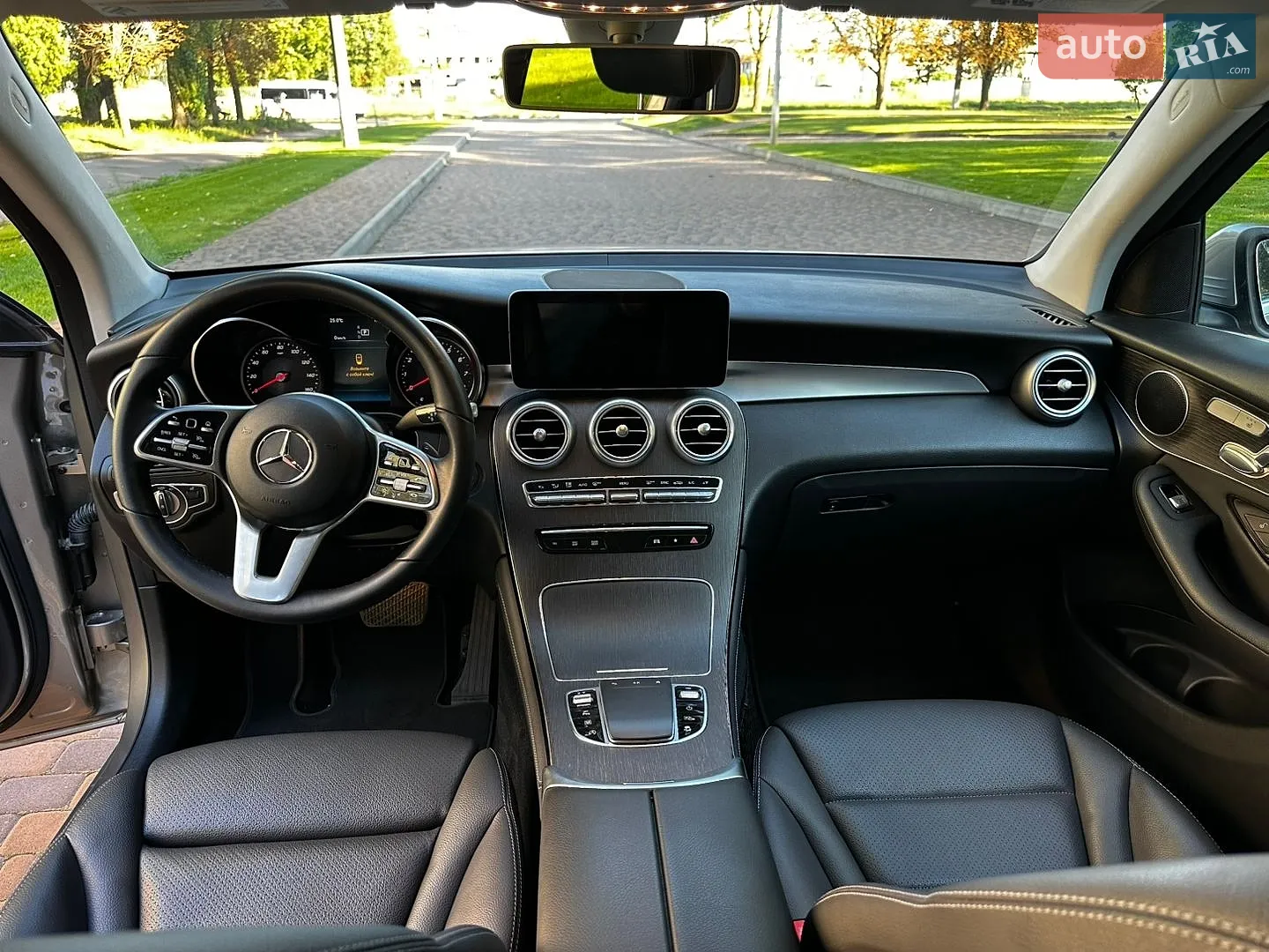 2019 Mercedes-Benz GLC - мініатюра 12