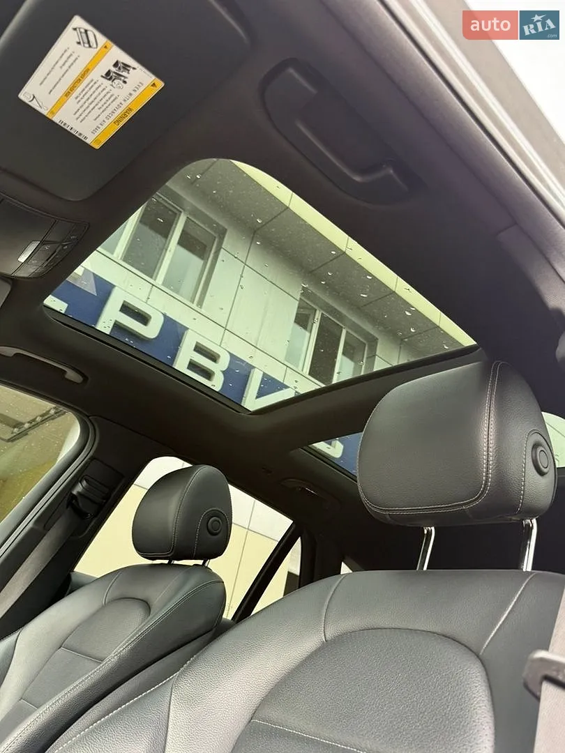 2018 Mercedes-Benz GLC - мініатюра 29