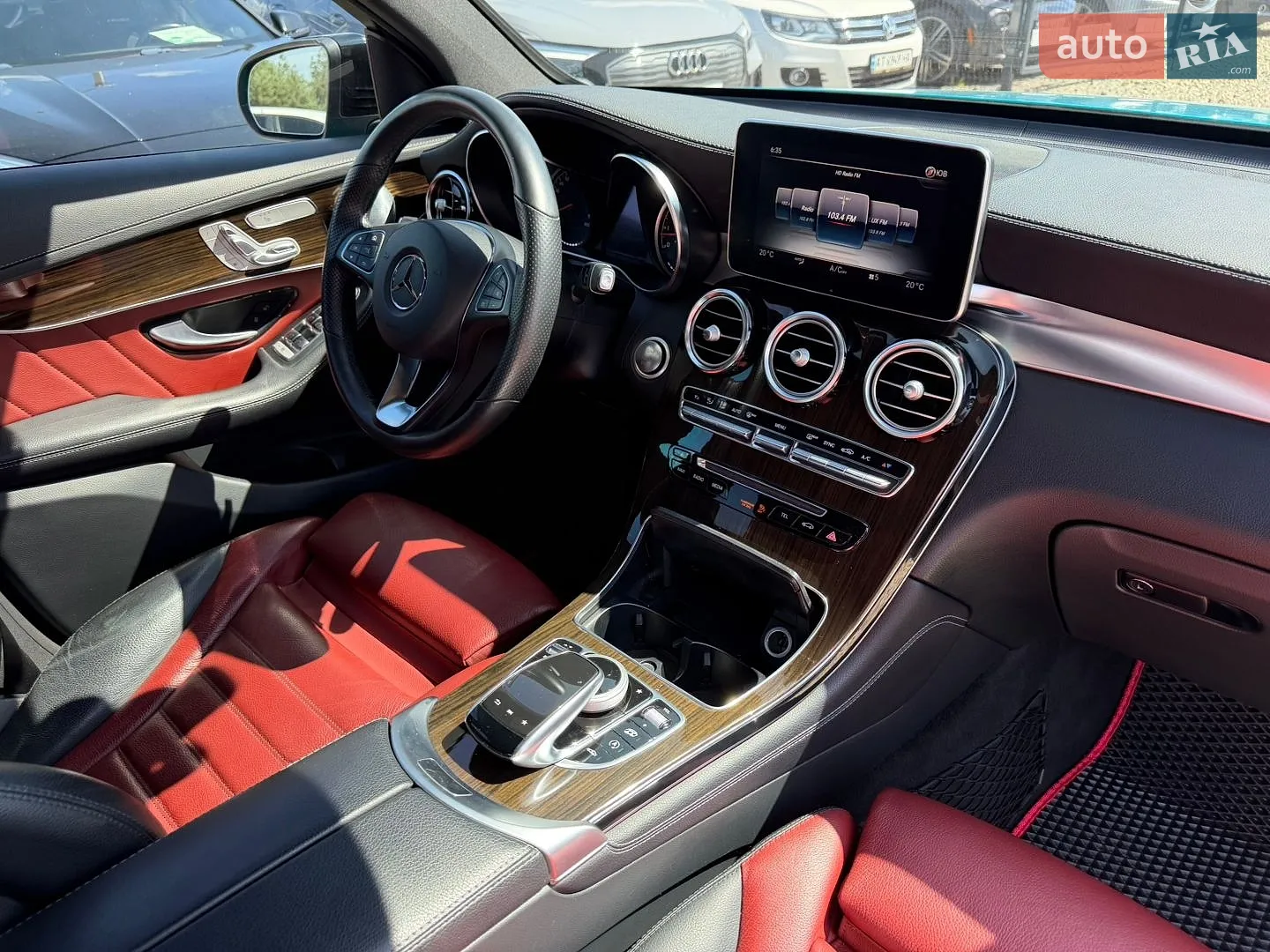 2019 Mercedes-Benz GLC - мініатюра 35