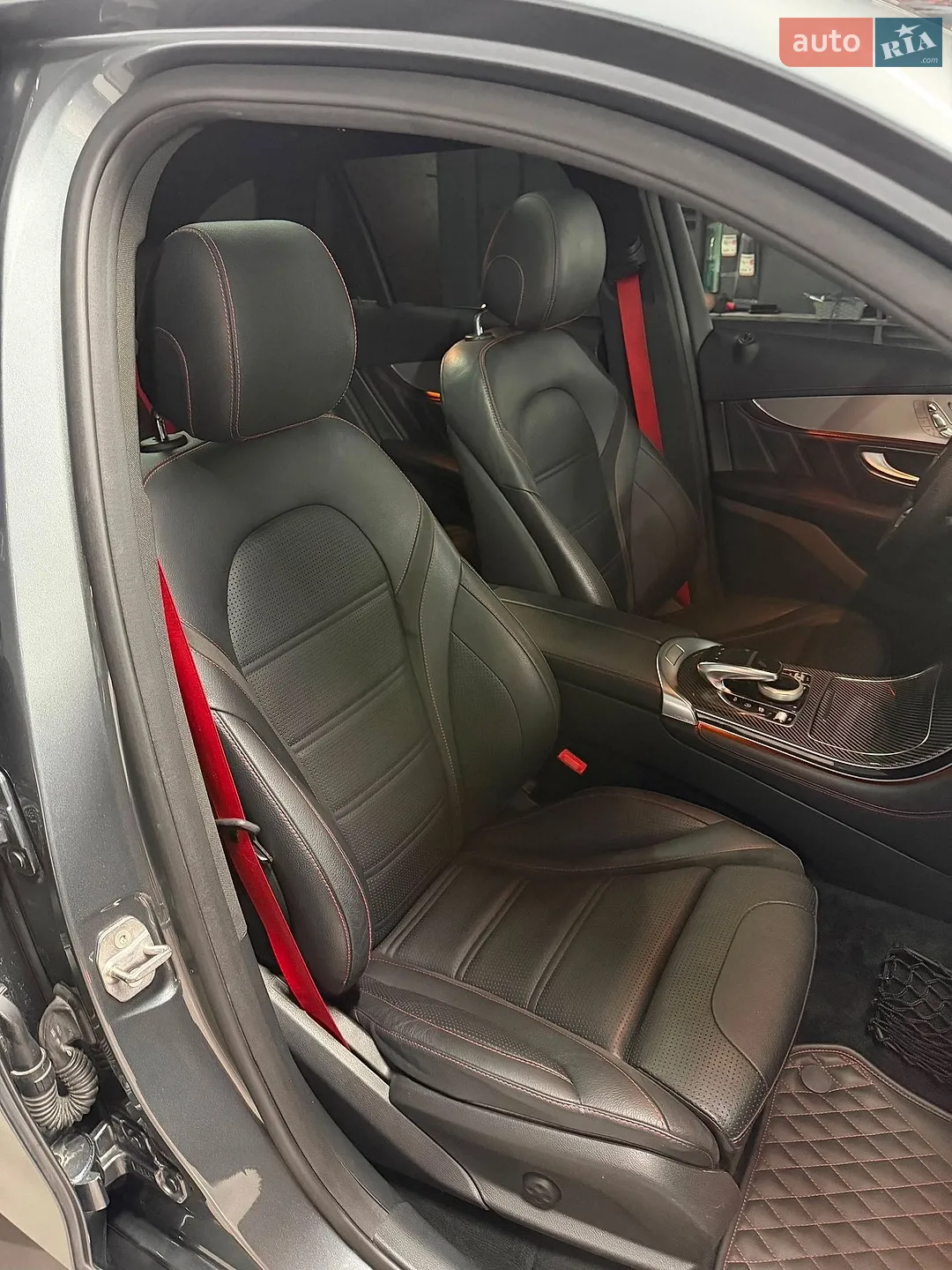2017 Mercedes-Benz GLC - мініатюра 16
