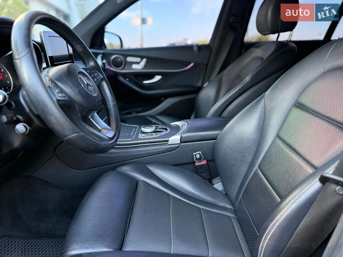 2018 Mercedes-Benz GLC - мініатюра 18