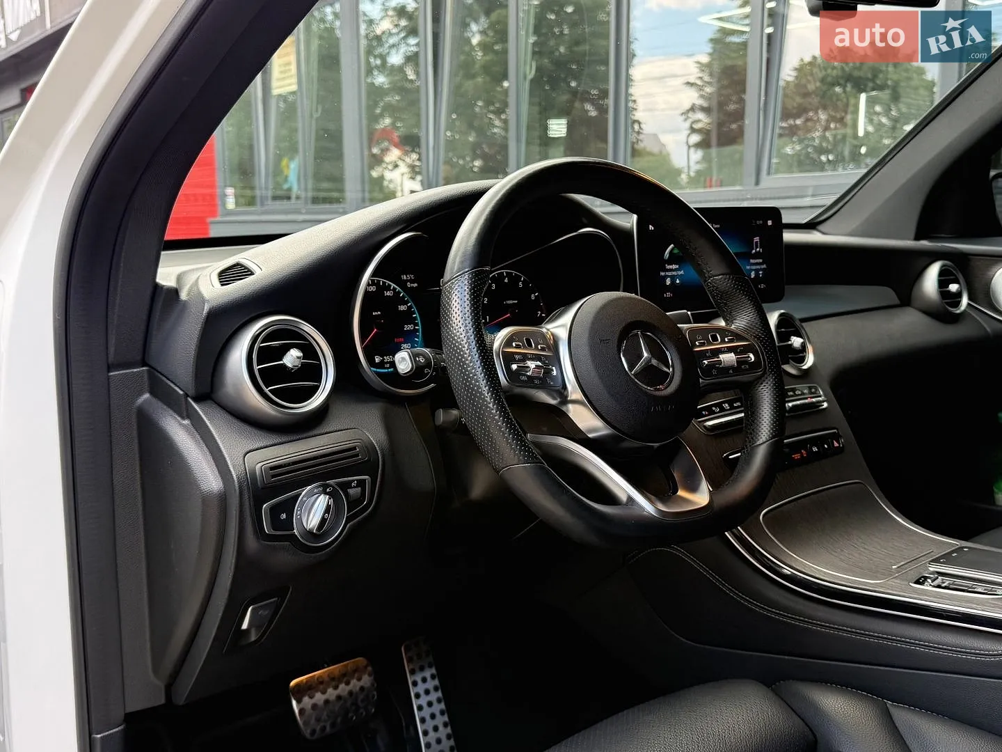 2019 Mercedes-Benz GLC - мініатюра 15