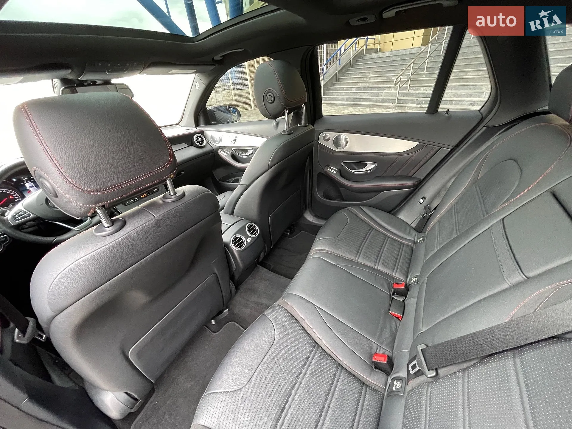 2017 Mercedes-Benz GLC - мініатюра 43