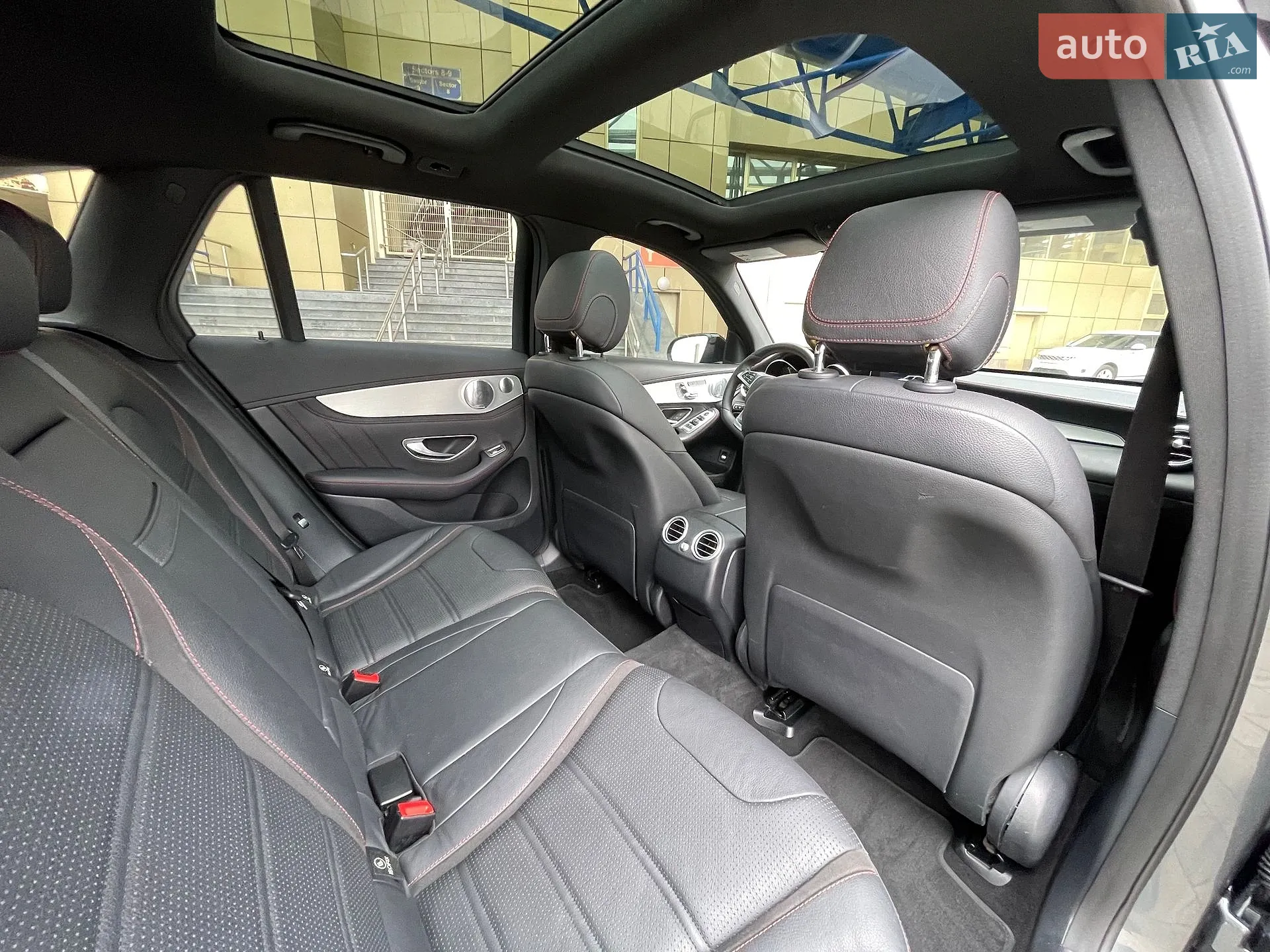 2017 Mercedes-Benz GLC - мініатюра 48