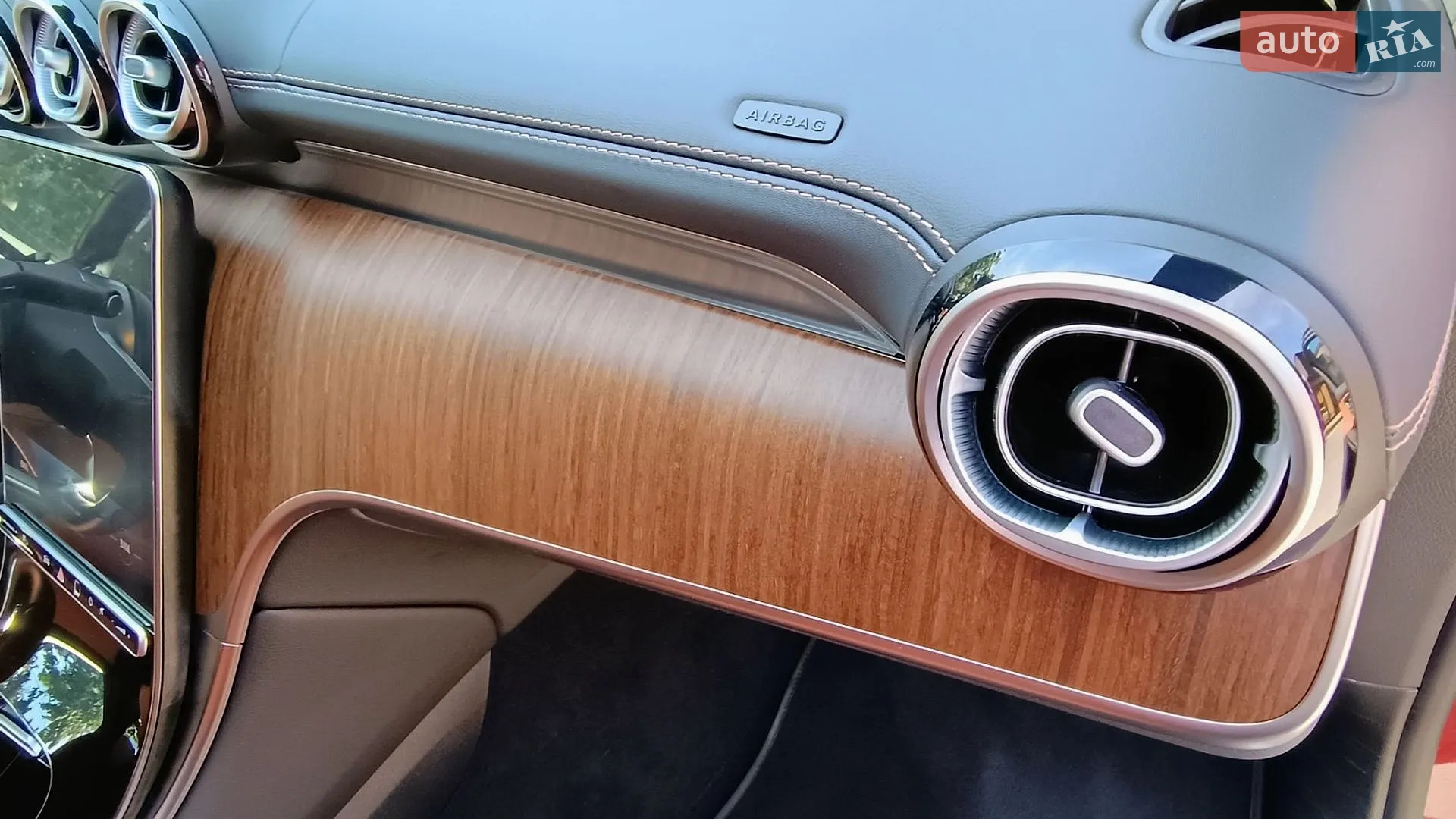 2023 Mercedes-Benz GLC - мініатюра 38