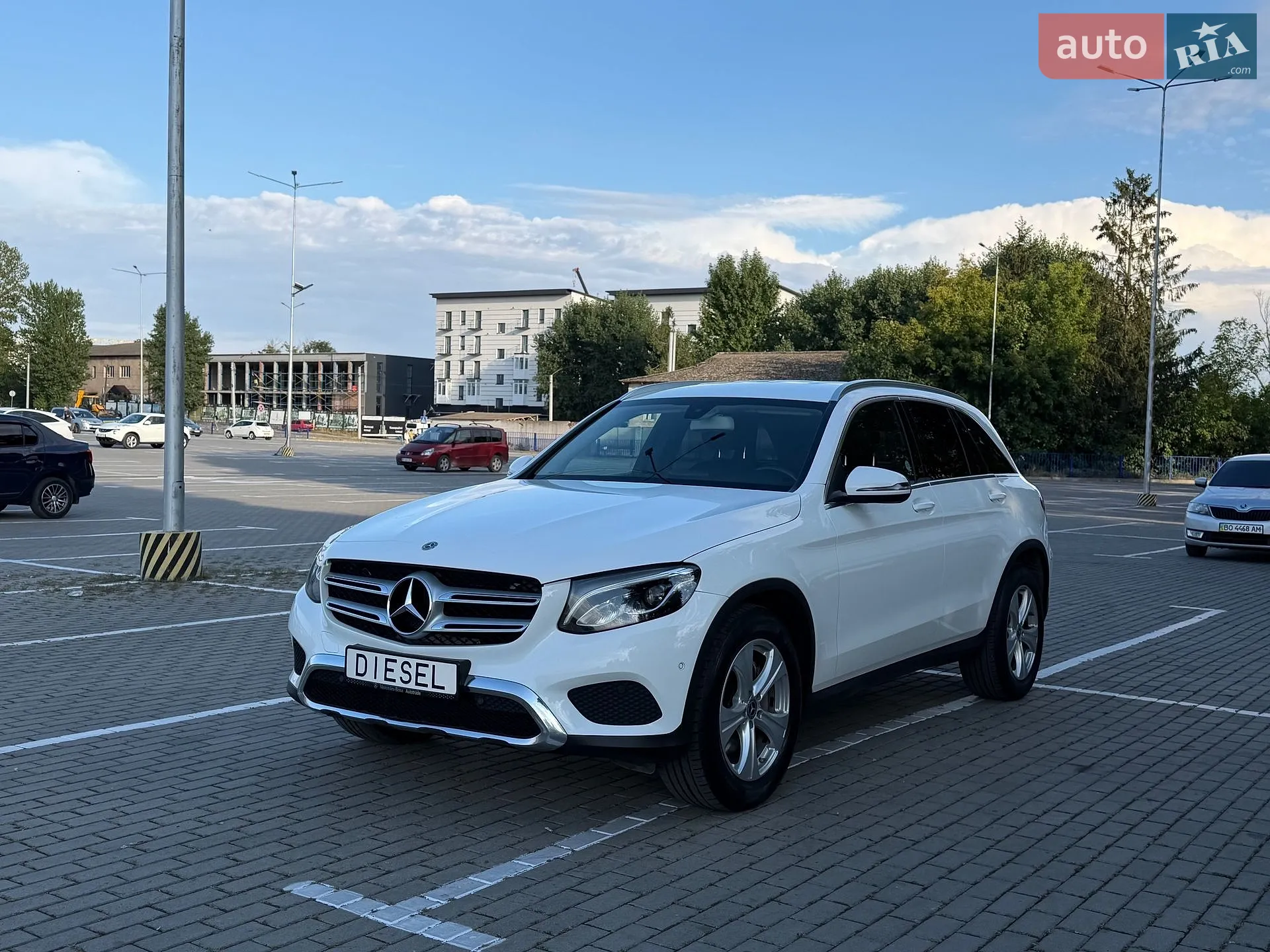 2017 Mercedes-Benz GLC - мініатюра 15