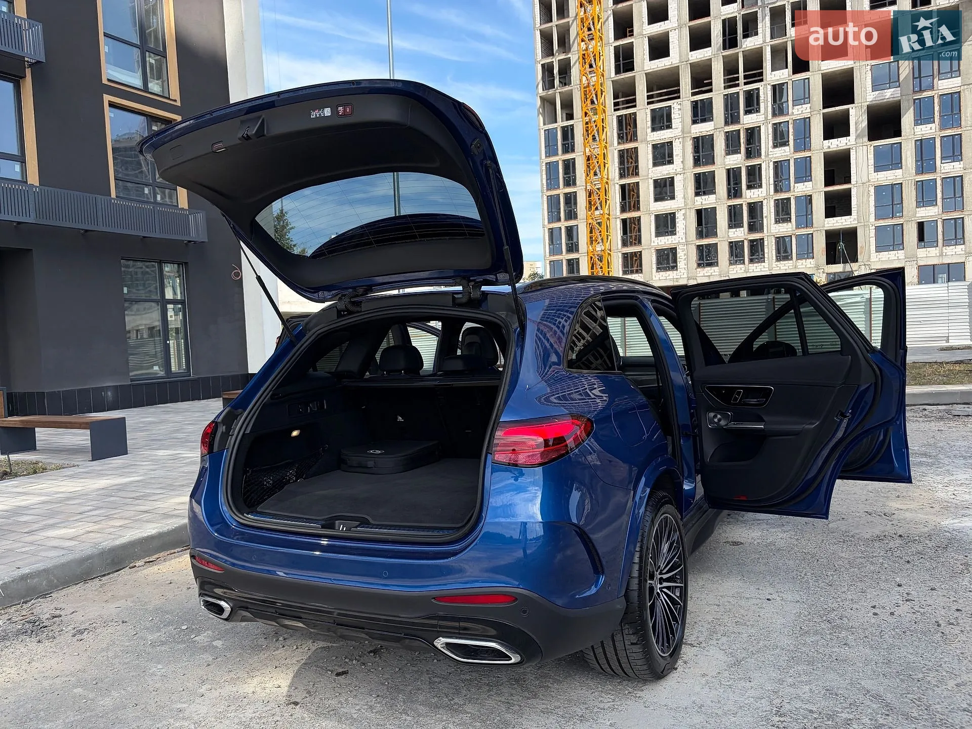 2025 Mercedes-Benz GLC - мініатюра 186