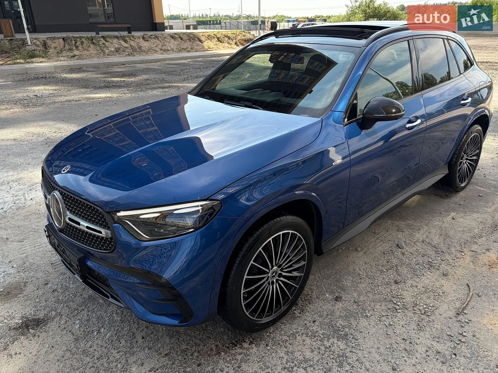 2025 Mercedes-Benz GLC - мініатюра 191