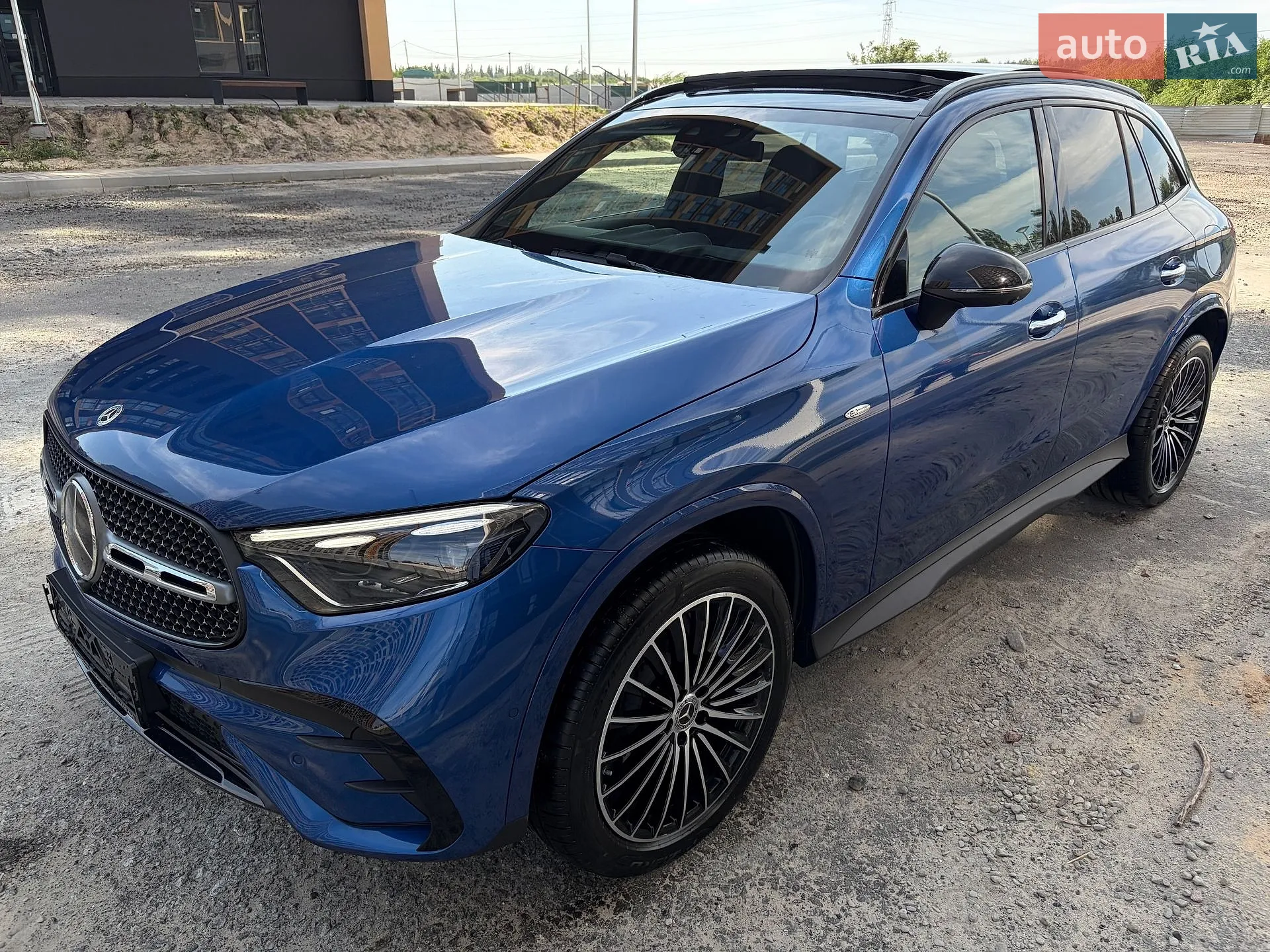 2025 Mercedes-Benz GLC - мініатюра 192