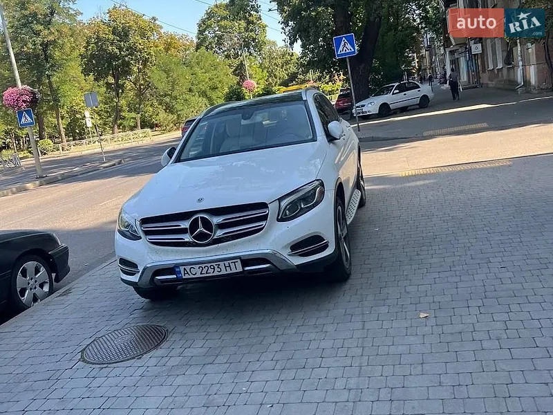 Mercedes-Benz GLC-Class 2018