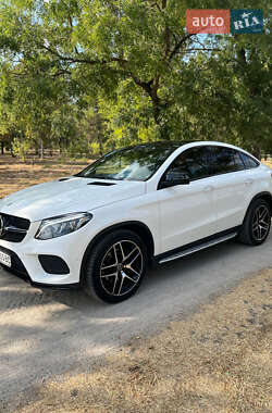 Внедорожник / Кроссовер Mercedes-Benz GLE-Class Coupe 2017 в 