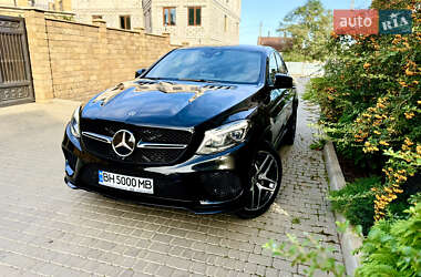 Позашляховик / Кросовер Mercedes-Benz GLE-Class Coupe 2017 в 