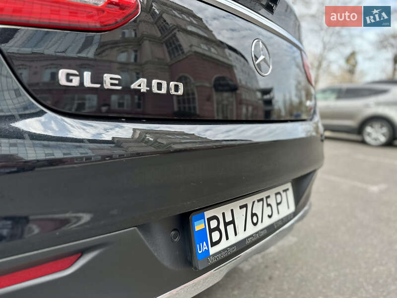 Позашляховик / Кросовер Mercedes-Benz GLE-Class Coupe 2015 в Одесі