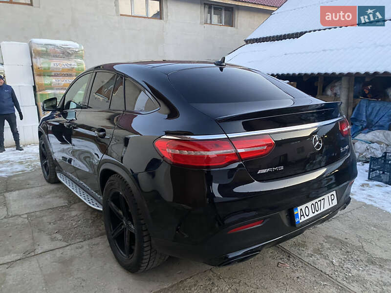 Позашляховик / Кросовер Mercedes-Benz GLE-Class Coupe 2016 в 
