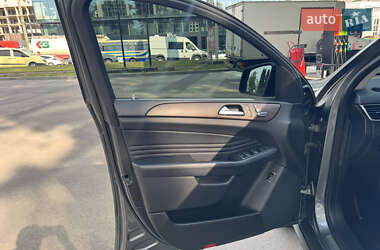 Внедорожник / Кроссовер Mercedes-Benz GLE-Class Coupe 2018 в 