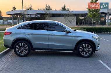 Внедорожник / Кроссовер Mercedes-Benz GLE-Class Coupe 2016 в 