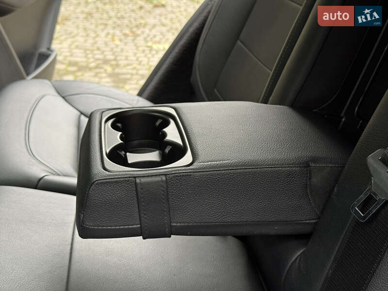 Внедорожник / Кроссовер Mercedes-Benz GLE-Class Coupe 2017 в Дрогобыче фото 173 Внедорожник / Кроссовер Mercedes-Benz GLE-Class Coupe 2017 в Дрогобыче