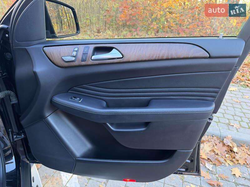 Внедорожник / Кроссовер Mercedes-Benz GLE-Class Coupe 2019 в Львове фото 24 Внедорожник / Кроссовер Mercedes-Benz GLE-Class Coupe 2019 в Львове