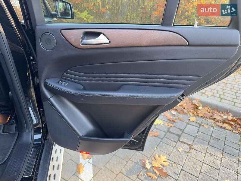 Внедорожник / Кроссовер Mercedes-Benz GLE-Class Coupe 2019 в Львове фото 26 Внедорожник / Кроссовер Mercedes-Benz GLE-Class Coupe 2019 в Львове