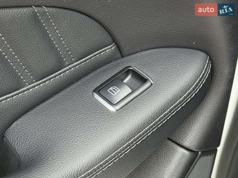 Позашляховик / Кросовер Mercedes-Benz GLE-Class Coupe 2017 в Тернополі фото 79 Позашляховик / Кросовер Mercedes-Benz GLE-Class Coupe 2017 в Тернополі