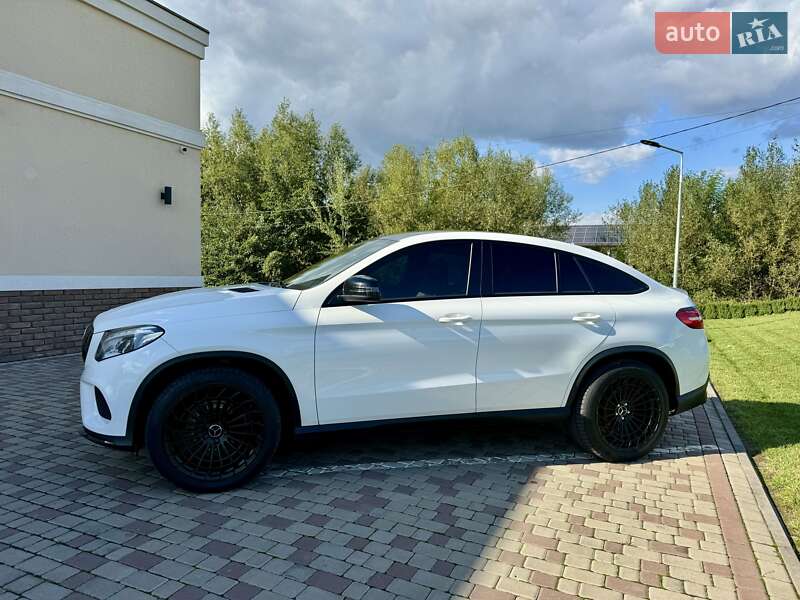 Внедорожник / Кроссовер Mercedes-Benz GLE-Class Coupe 2016 в Черновцах фото 5 Внедорожник / Кроссовер Mercedes-Benz GLE-Class Coupe 2016 в Черновцах