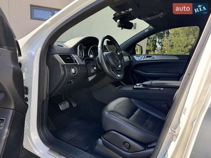 Внедорожник / Кроссовер Mercedes-Benz GLE-Class Coupe 2016 в Черновцах фото 22 Внедорожник / Кроссовер Mercedes-Benz GLE-Class Coupe 2016 в Черновцах