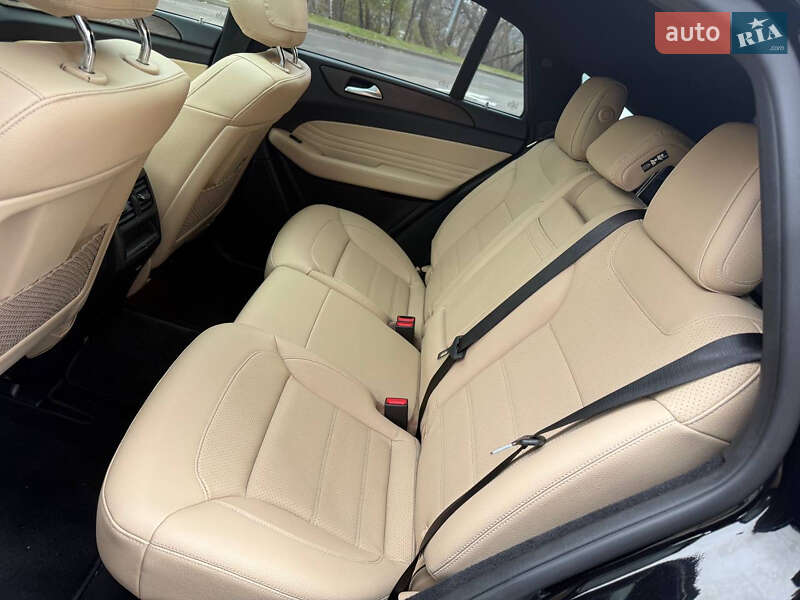 Внедорожник / Кроссовер Mercedes-Benz GLE-Class Coupe 2017 в Киеве фото 10 Внедорожник / Кроссовер Mercedes-Benz GLE-Class Coupe 2017 в Киеве
