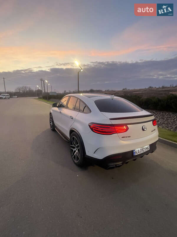Позашляховик / Кросовер Mercedes-Benz GLE-Class Coupe 2019 в Хотові фото 4 Позашляховик / Кросовер Mercedes-Benz GLE-Class Coupe 2019 в Хотові