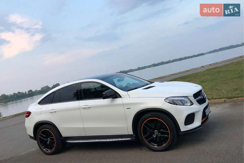 Внедорожник / Кроссовер Mercedes-Benz GLE-Class Coupe 2017 в Киеве