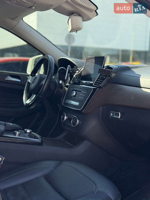 Позашляховик / Кросовер Mercedes-Benz GLE-Class Coupe 2016 в Одесі фото 8 Позашляховик / Кросовер Mercedes-Benz GLE-Class Coupe 2016 в Одесі