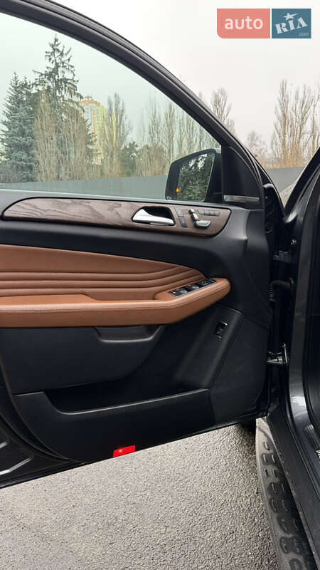 Позашляховик / Кросовер Mercedes-Benz GLE-Class Coupe 2016 в Києві