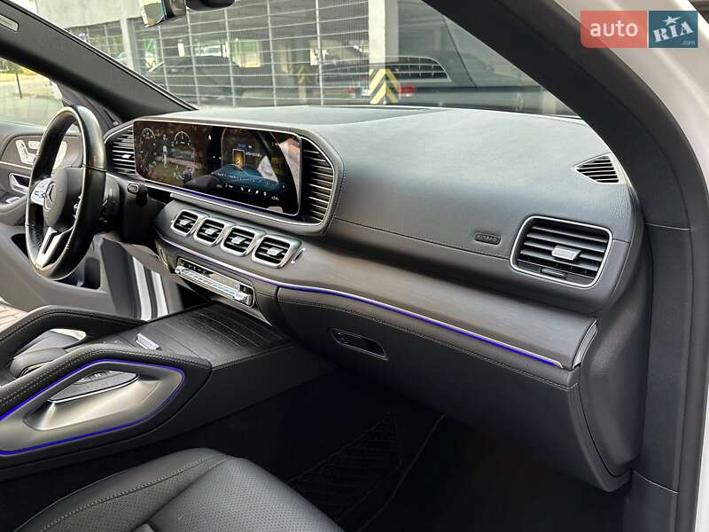 Внедорожник / Кроссовер Mercedes-Benz GLE-Class Coupe 2021 в Киеве фото 45 Внедорожник / Кроссовер Mercedes-Benz GLE-Class Coupe 2021 в Киеве