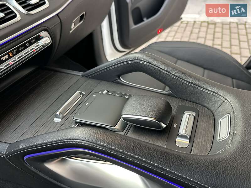 Внедорожник / Кроссовер Mercedes-Benz GLE-Class Coupe 2021 в Киеве фото 50 Внедорожник / Кроссовер Mercedes-Benz GLE-Class Coupe 2021 в Киеве