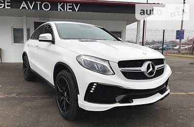 Внедорожник / Кроссовер Mercedes-Benz GLE-Class 2016 в Киеве