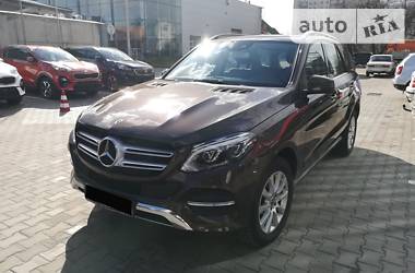Внедорожник / Кроссовер Mercedes-Benz GLE-Class 2017 в 
