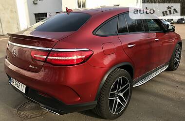 Позашляховик / Кросовер Mercedes-Benz GLE-Class 2017 в 
