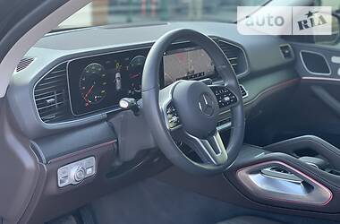 Позашляховик / Кросовер Mercedes-Benz GLE-Class 2019 в 