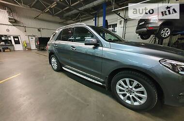 Позашляховик / Кросовер Mercedes-Benz GLE-Class 2018 в 