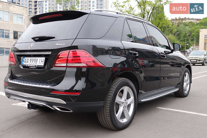 Внедорожник / Кроссовер Mercedes-Benz GLE-Class 2016 в Киеве