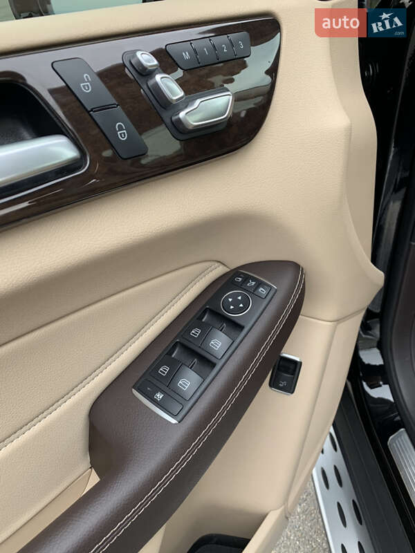 Внедорожник / Кроссовер Mercedes-Benz GLE-Class 2016 в Киеве