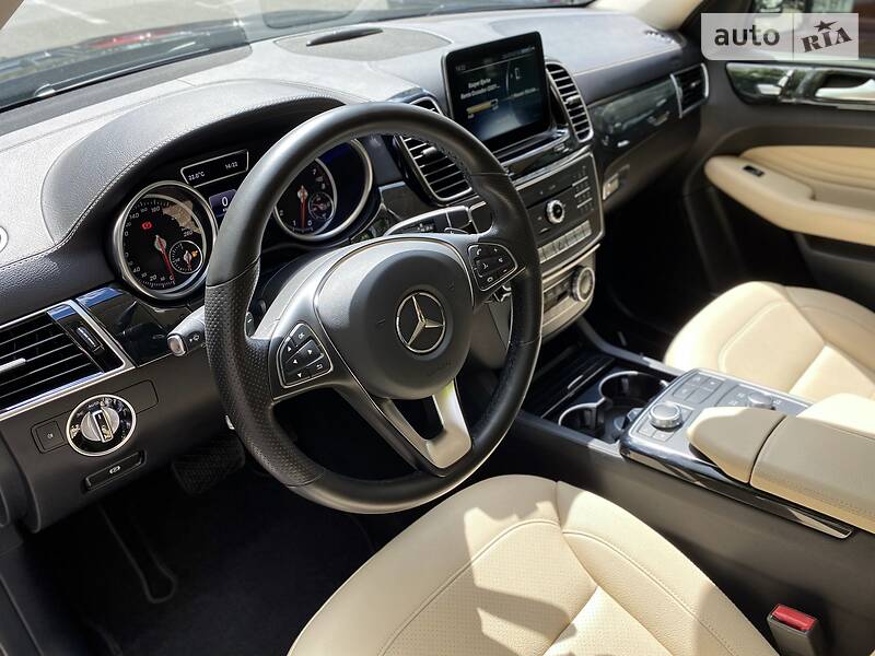 Позашляховик / Кросовер Mercedes-Benz GLE-Class 2016 в Києві