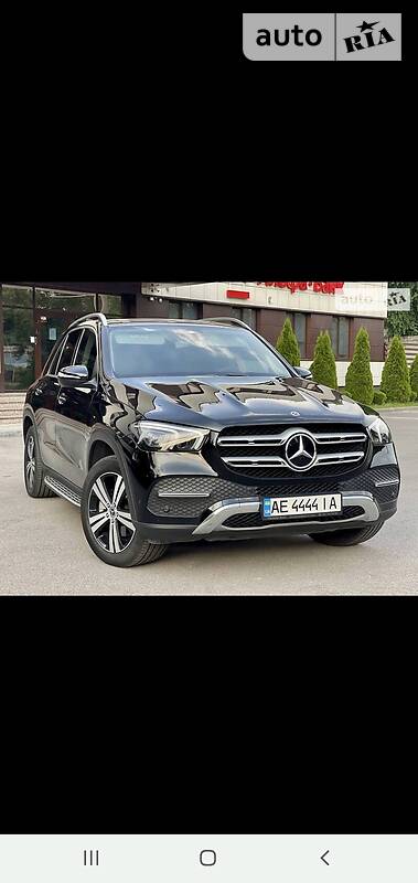 Внедорожник / Кроссовер Mercedes-Benz GLE-Class 2019 в Иршаве