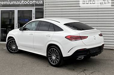 Позашляховик / Кросовер Mercedes-Benz GLE-Class 2021 в 