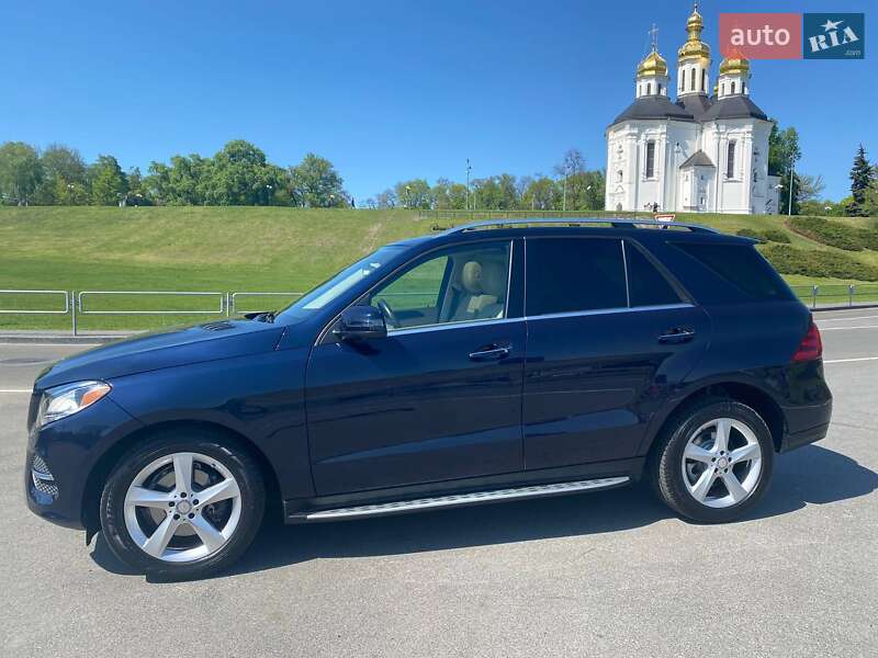 Внедорожник / Кроссовер Mercedes-Benz GLE-Class 2016 в Чернигове