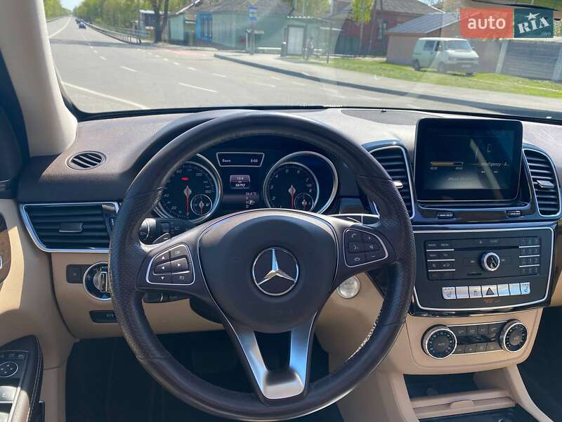 Внедорожник / Кроссовер Mercedes-Benz GLE-Class 2016 в Чернигове