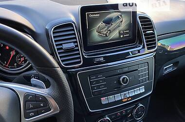 Внедорожник / Кроссовер Mercedes-Benz GLE-Class 2015 в 